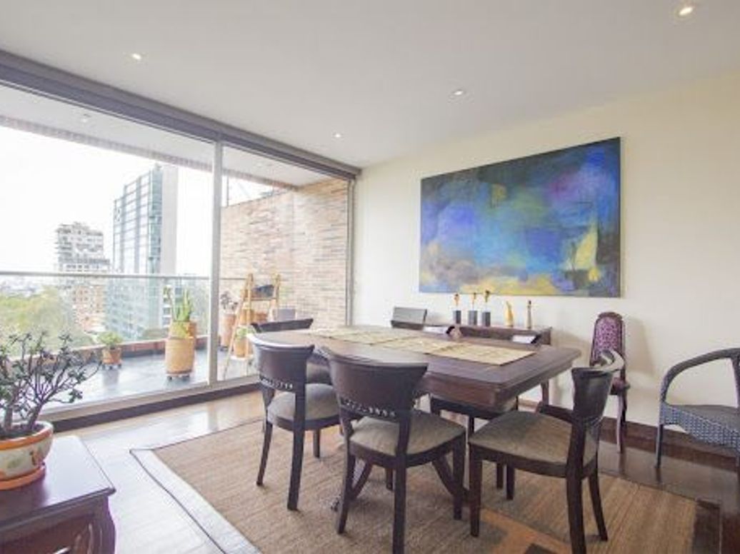 Apartamento de 2 alcobas en venta en Chico Oriental, Bogotá, 191 m² · foto 5 de 20