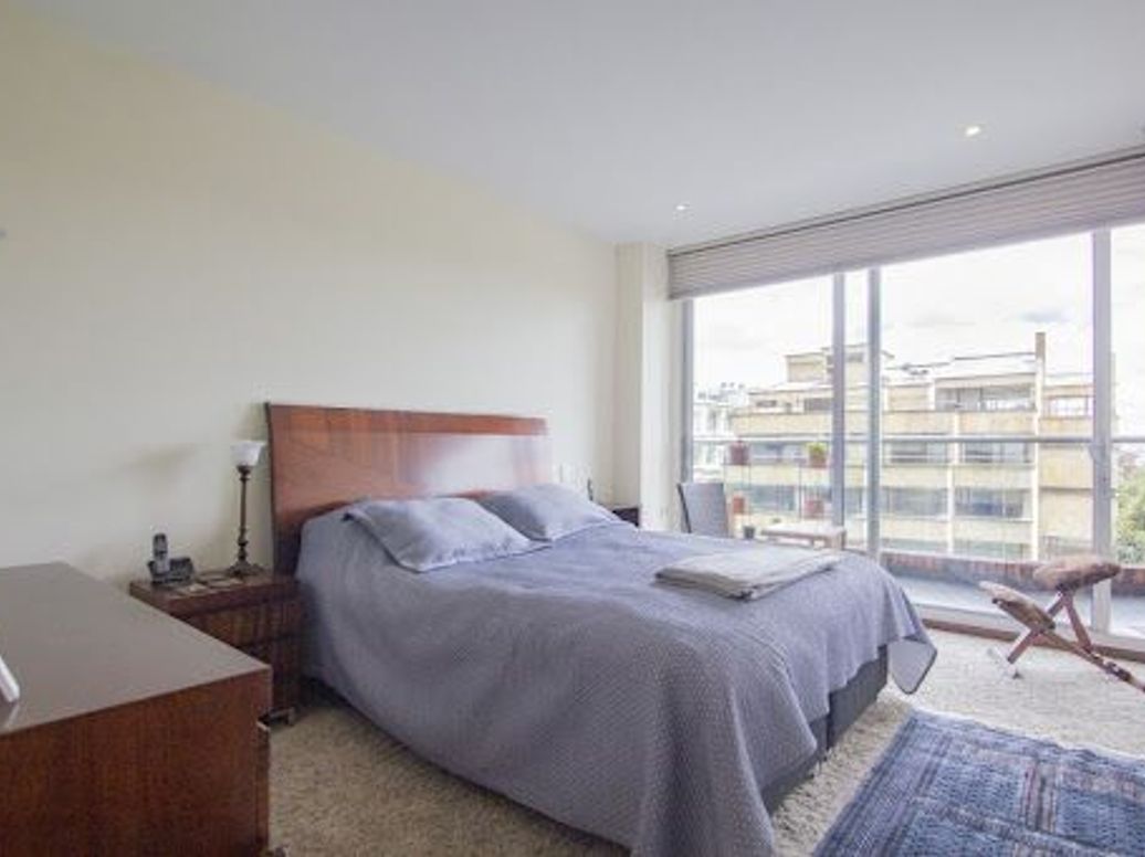 Apartamento de 2 alcobas en venta en Chico Oriental, Bogotá, 191 m² · foto 19 de 20