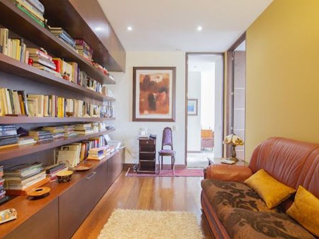 Apartamento de 2 alcobas en venta en Chico Oriental, Bogotá, 191 m² · foto 18 de 20
