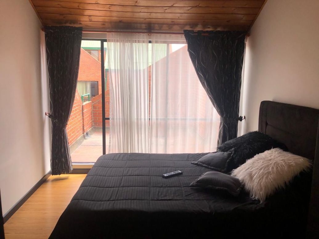 Apartamento de 5 alcobas en venta en Cjr Sendero Real De Hayuelos, Bogotá, 103 m² · foto 13 de 20