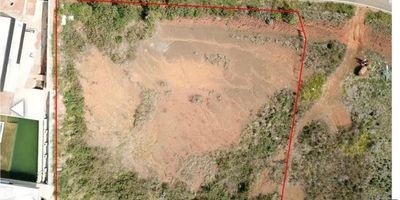 Lote en excelente ubicación, vista a cali área 2.325 mt2.
sube de  2,400,000,000 a 2,500,000,000 inf sonia 19/9/24