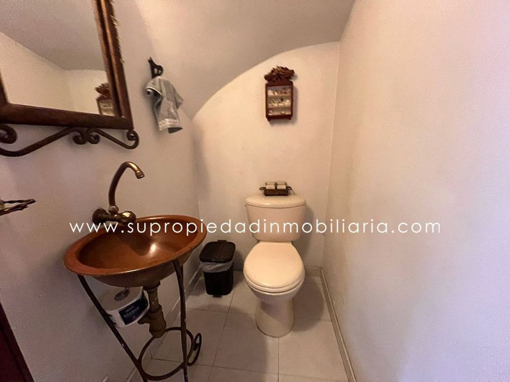 Casa de 5 alcobas en venta en Pasadena, Bogotá, 300 m² · foto 13 de 20