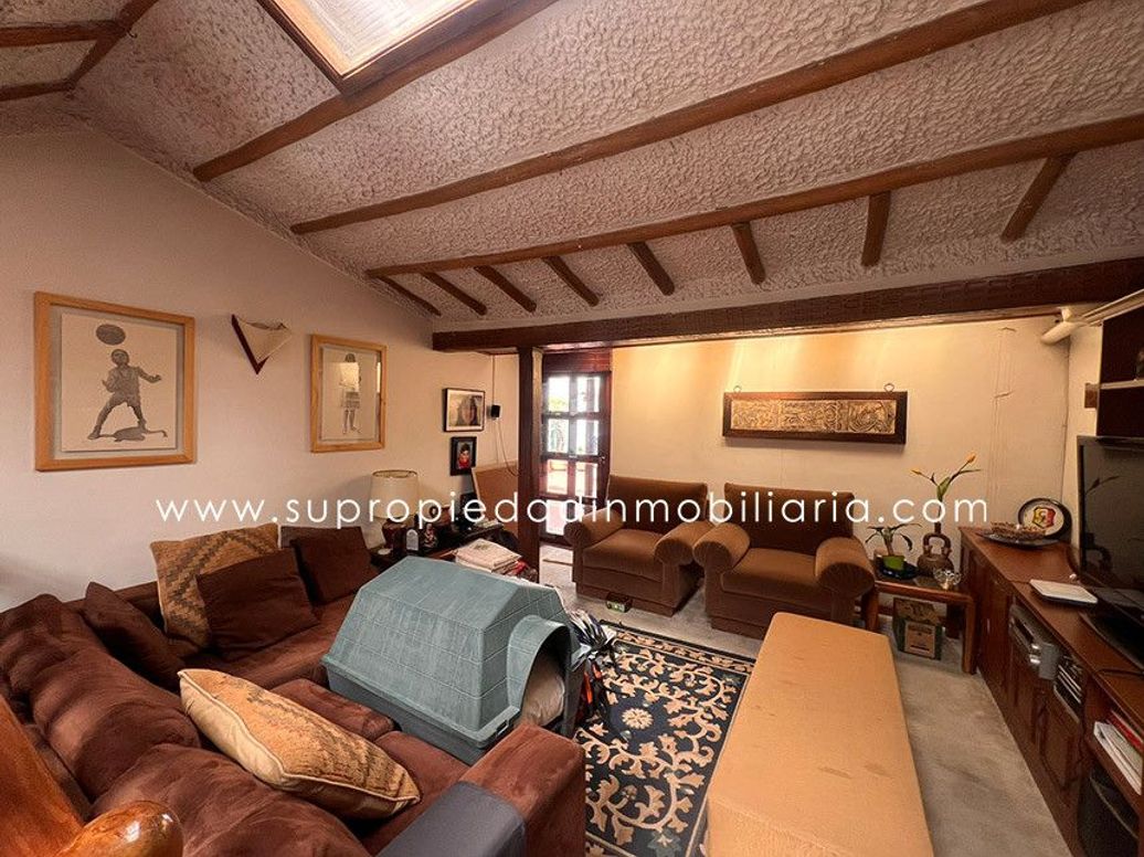 Casa de 5 alcobas en venta en Pasadena, Bogotá, 300 m² · foto 6 de 20