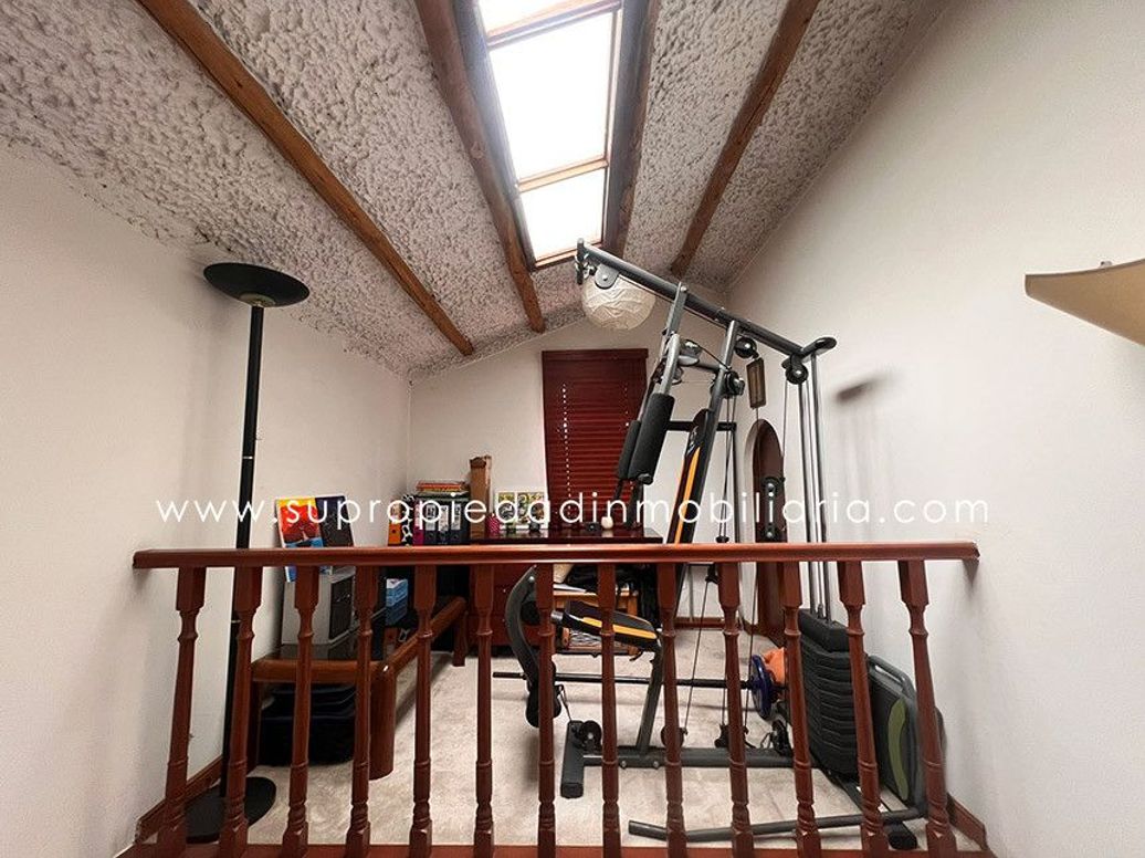 Casa de 5 alcobas en venta en Pasadena, Bogotá, 300 m² · foto 18 de 20