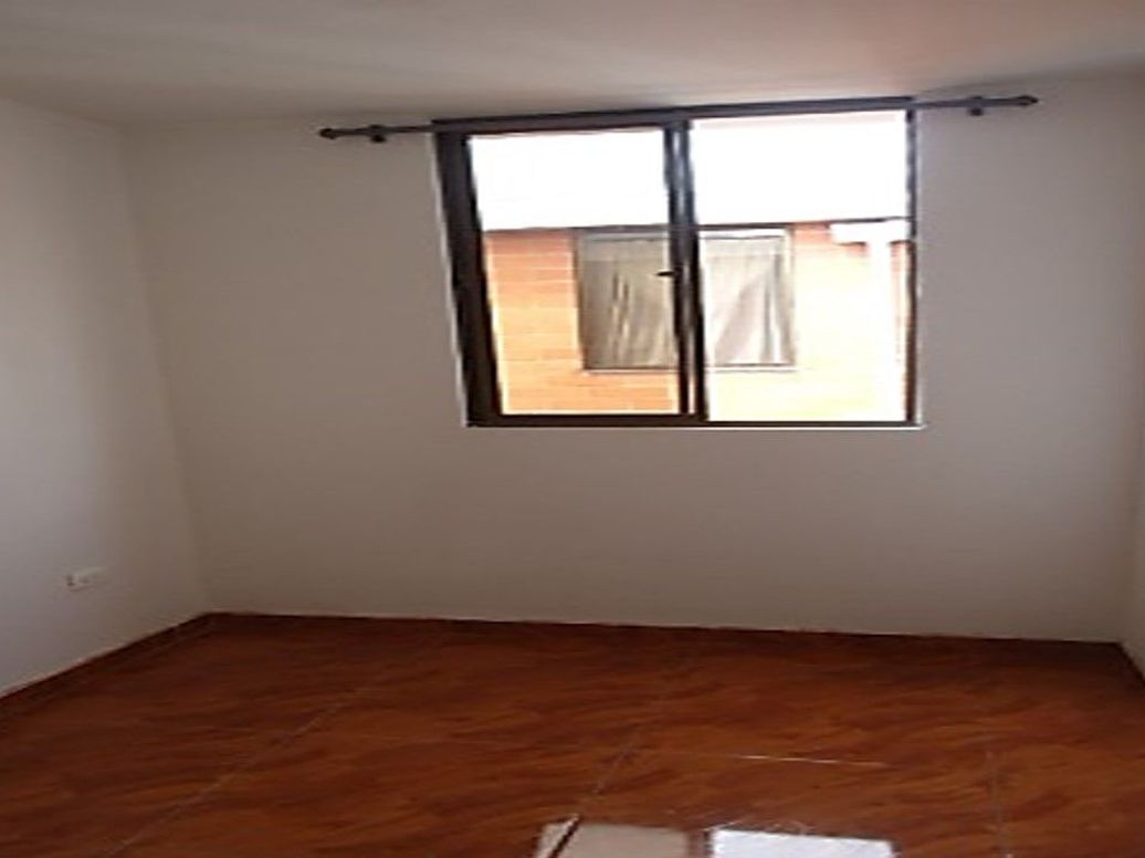Apartamento de 3 alcobas en venta en Granjas Del Dorado, Bogotá, 66 m² · foto 10 de 20