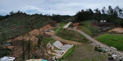 LOTES EN VENTA DESDE 

$ 566.000.000 hasta $780.000.000

Ubicados en una lujosa parcelación en la vía La Ceja- Medellín a 2.8km de la vía principal. Áreas disponibles desde 1.377 m2 a 3.824m2 


-Lotes explanados y arborizados,  listos para construir, con redes para todos los servicios públicos. La parcelación contará con una reserva natural y senderos ecológicos.


Perfectos para todos aquellos que buscan vivir en un lugar prestigioso, tranquilo, rodeado de naturaleza y en uno de los mejores municipios del Oriente Antioqueño. 

 

Contáctanos ahora mismo nosotros te asesoramos en todo el proceso de compra para el hogar de tus sueños. 
