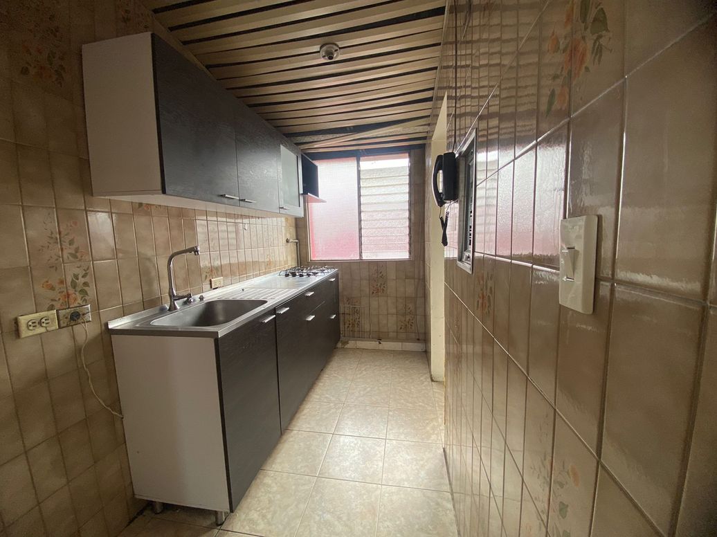 Apartamento de 2 alcobas en venta en Techo, Bogotá, 40 m² · foto 10 de 10