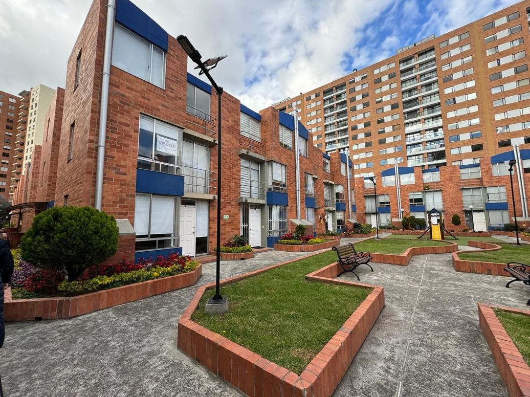Casa de 3 alcobas en arriendo en Cjr Quintas De Aranjuez Primera Etapa, Bogotá, 99 m² · foto 14 de 14