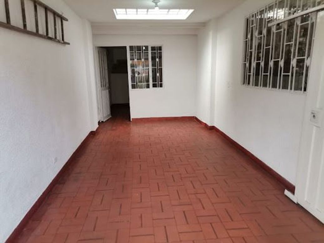 Casa de 4 alcobas en venta en Madelena, Bogotá, 186 m² · foto 2 de 16