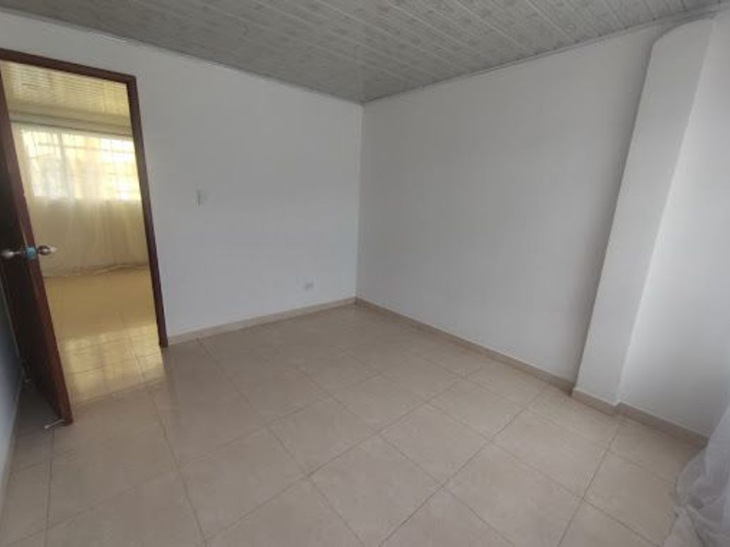 Casa de 5 alcobas en venta en Class, Bogotá, 160 m² · foto 17 de 20