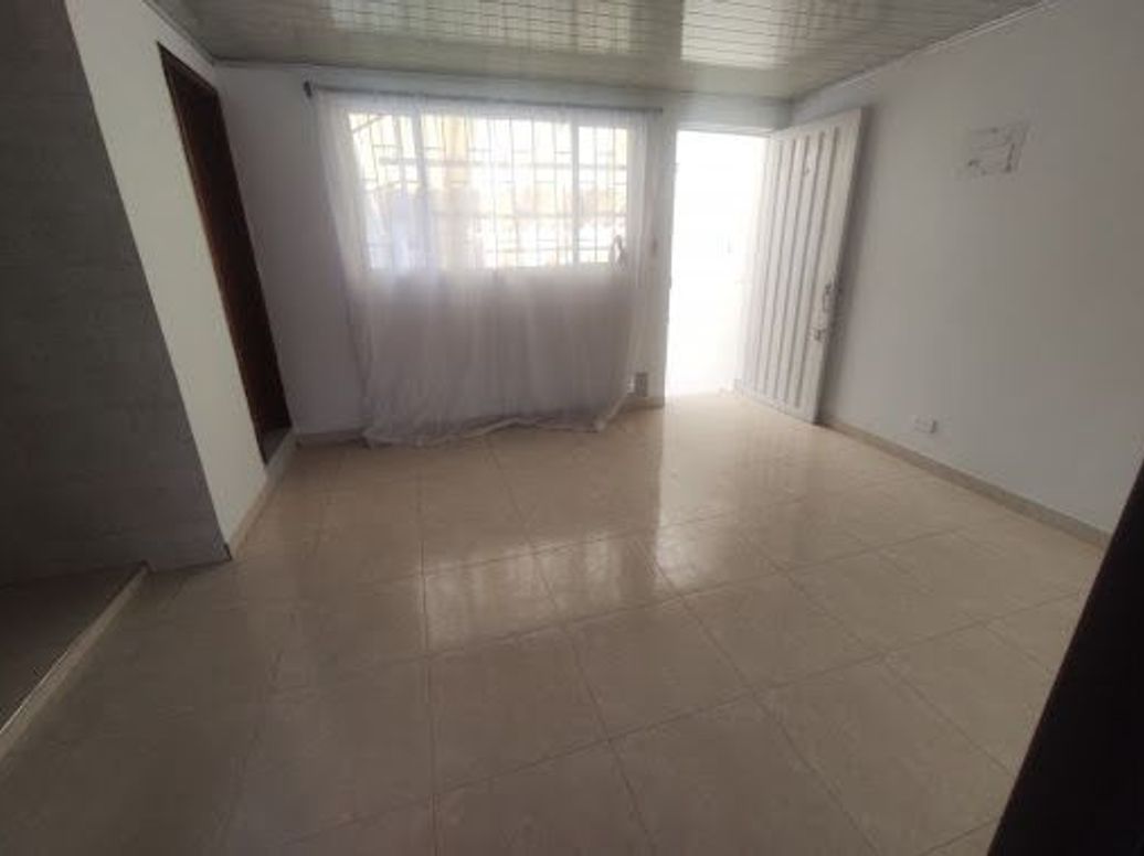 Casa de 5 alcobas en venta en Class, Bogotá, 160 m² · foto 18 de 20