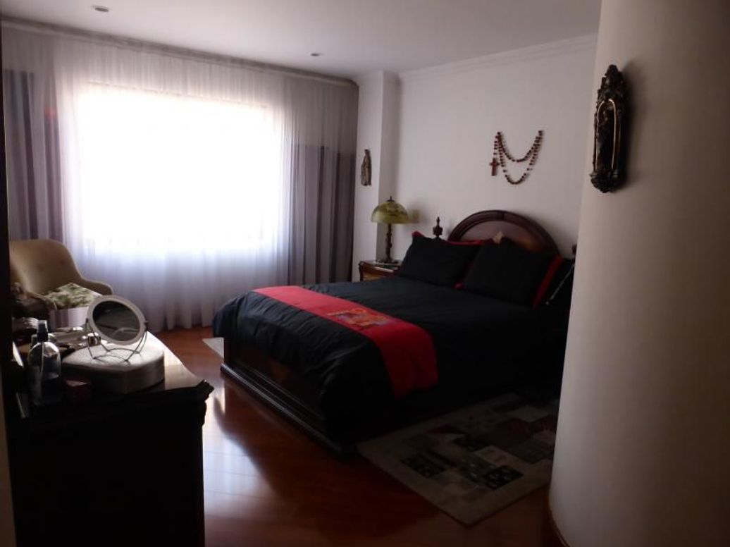 Apartamento de 3 alcobas en venta en Santa Barbara Central, Bogotá, 132 m² · foto 20 de 20
