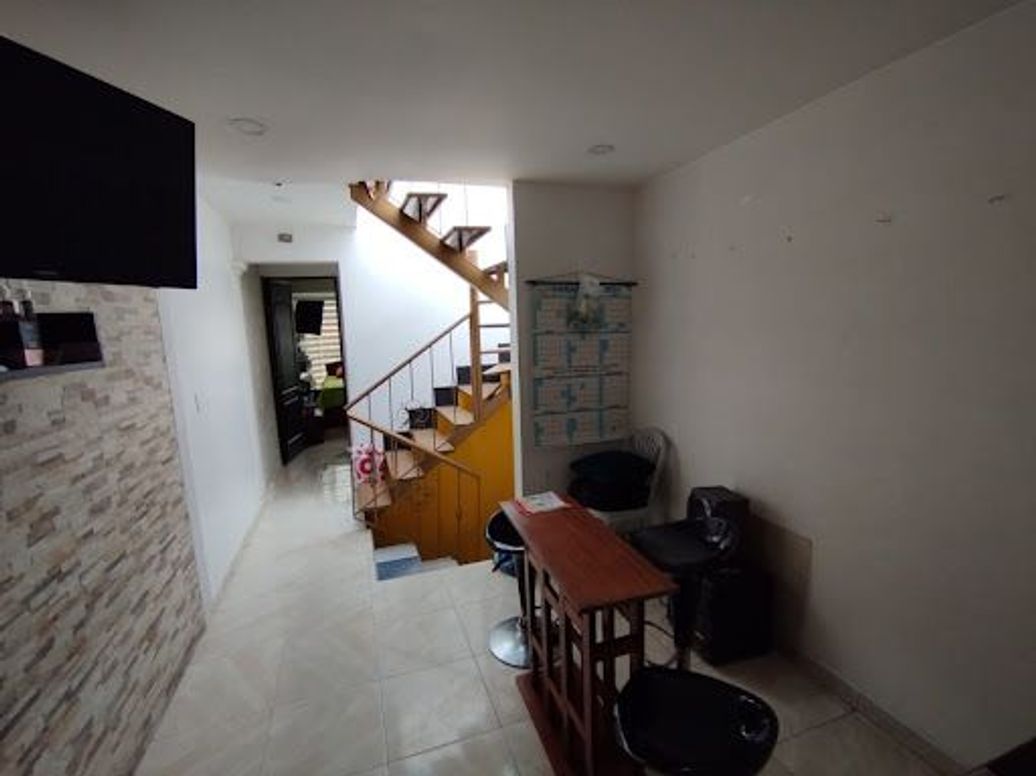 Casa de 4 alcobas en venta en Plazuelas Del Virrey, Bogotá, 153 m² · foto 3 de 20