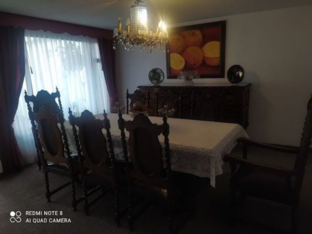 Casa de 3 alcobas en venta en Santa Barbara, Bogotá, 220 m² · foto 4 de 20