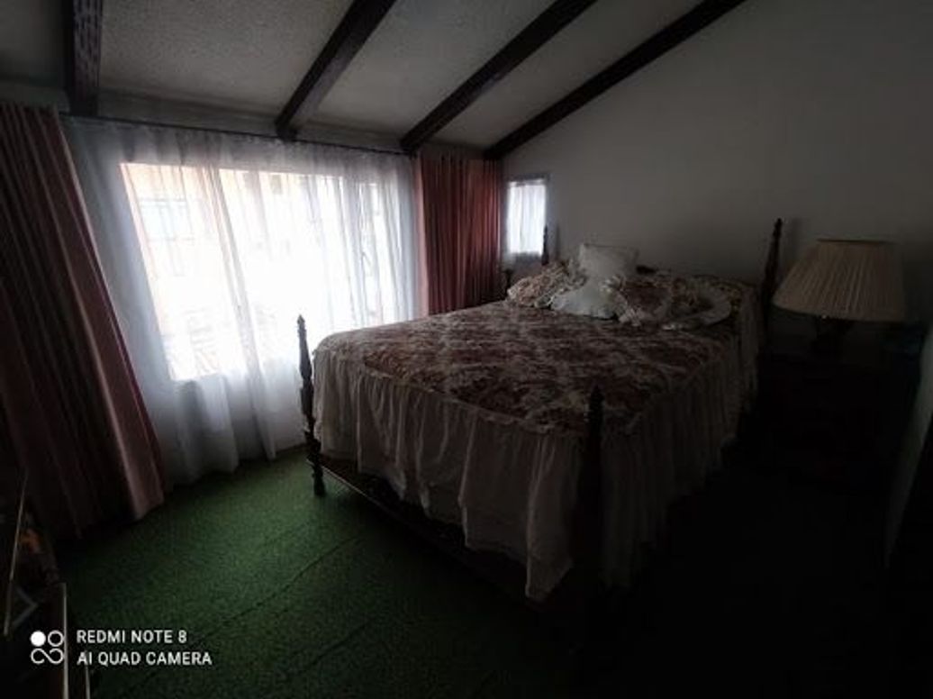Casa de 3 alcobas en venta en Santa Barbara, Bogotá, 220 m² · foto 12 de 20