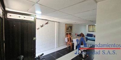 Vende Integridad, inmobiliaria experta en administración y arrendamientos de apartamentos, casas, locales, bodegas y oficinas, Medellín y toda el área Metropolitana.