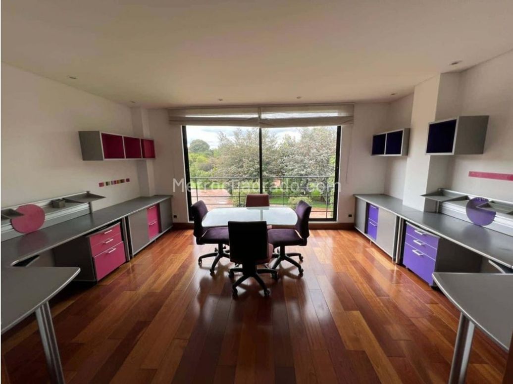 Casa de 4 alcobas en venta en Guaymaral, Bogotá, 513 m² · foto 14 de 17