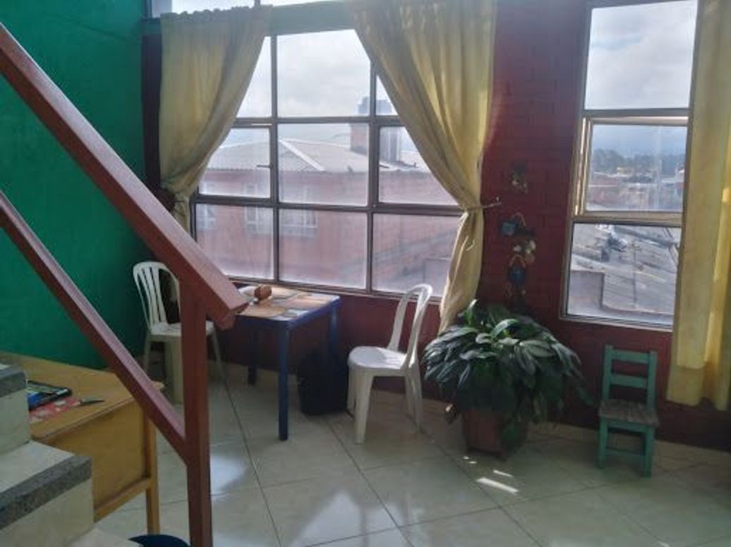 Casa de 11 alcobas en venta en Bosa, Bogotá, 450 m² · foto 2 de 20