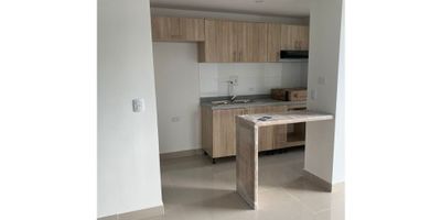 Venta de Apartamento en Urapanes/Villamaría, amplio e iluminado, completamente nuevo, con muy buena vista consta de 3 alcobas, 2 closet, 1 vestier, 2 baños, sala-comedor, cocina integral, zona de ropas, calentador, gas, piso en  general en porcelanato,  parqueadero cubierto, ascensor, salón social,  planta eléctrica, reserva de agua y portería 24 hrs. Área aprox 68mts2.
