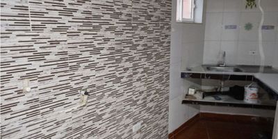 Alquiler local Asuncion, manizales cuenta con 1 Baño, gas, cocineta y piso en general en ceramica. Area construida 35mt2
