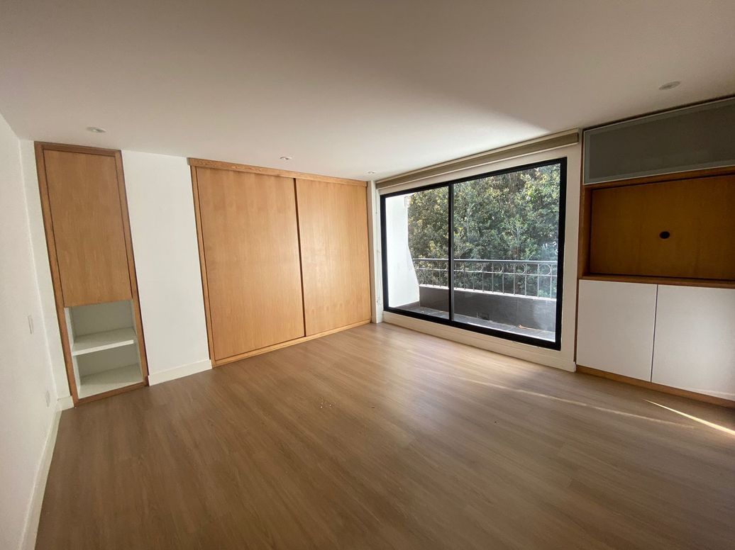Apartamento de 4 alcobas en arriendo en Cr Sabana Grande Et. Iii, Bogotá, 244 m² · foto 13 de 19