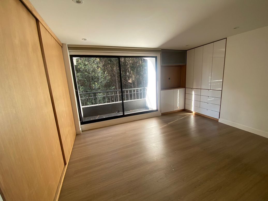 Apartamento de 4 alcobas en arriendo en Cr Sabana Grande Et. Iii, Bogotá, 244 m² · foto 15 de 19