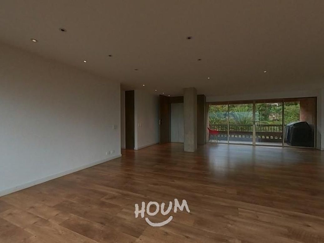 Apartamento de 3 alcobas en venta en Niza Suba, Bogotá, 205 m² · foto 2 de 20
