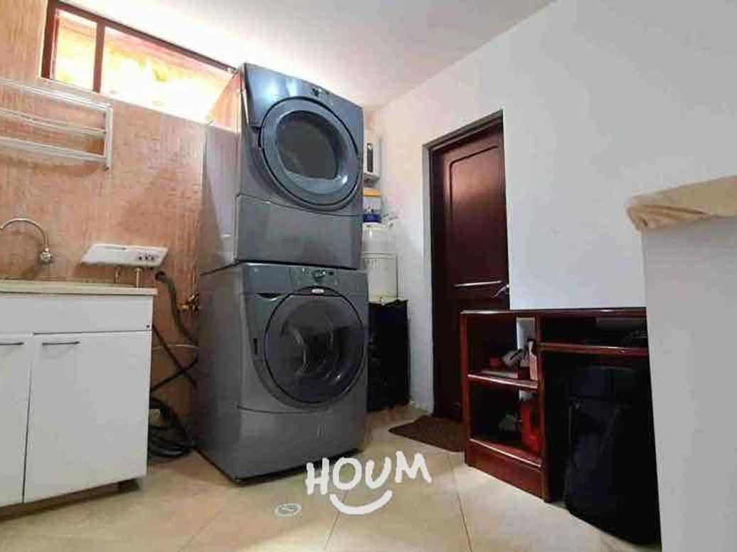 Casa de 3 alcobas en venta en San José Del Prado, Bogotá, 180 m² · foto 6 de 15