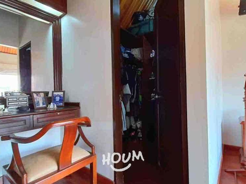 Casa de 3 alcobas en venta en San José Del Prado, Bogotá, 180 m² · foto 3 de 15