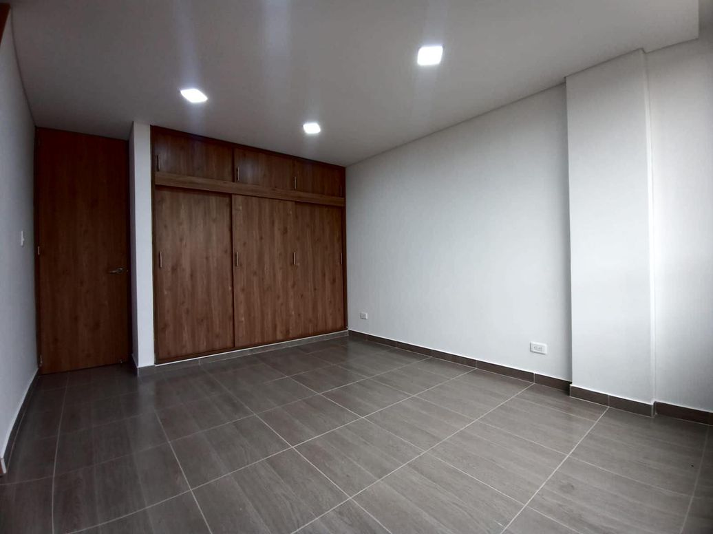 Apartamento de 3 alcobas en venta en Las Flores, Bogotá, 75 m² · foto 12 de 14
