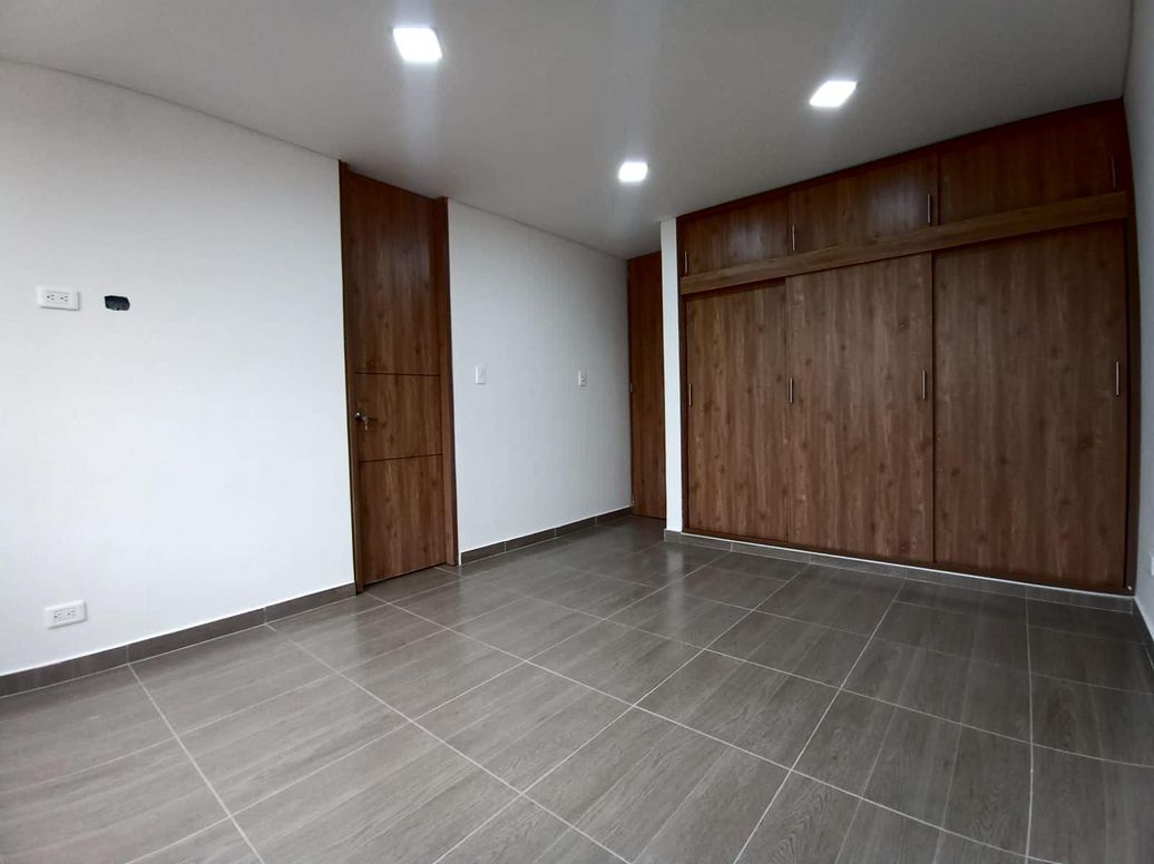 Apartamento de 3 alcobas en venta en Las Flores, Bogotá, 75 m² · foto 10 de 14
