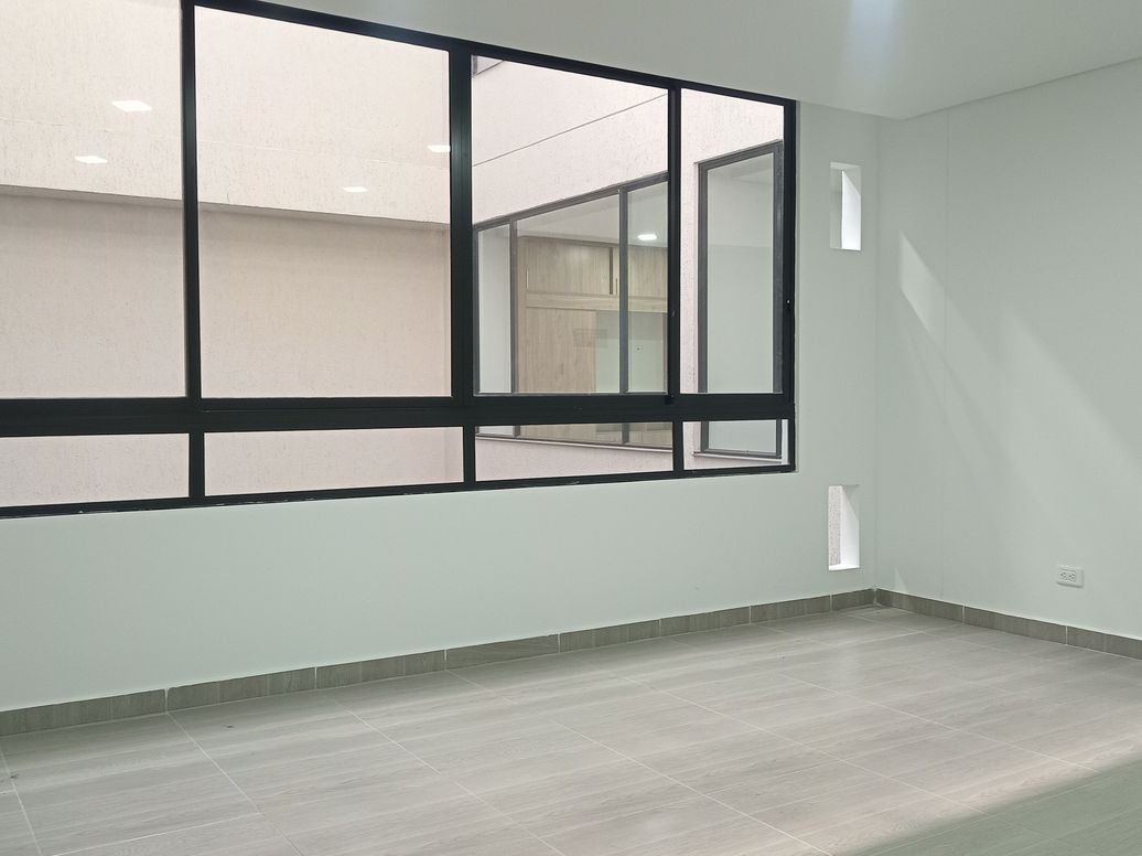Apartamento de 2 alcobas en venta en Las Flores, Bogotá, 72 m² · foto 3 de 9