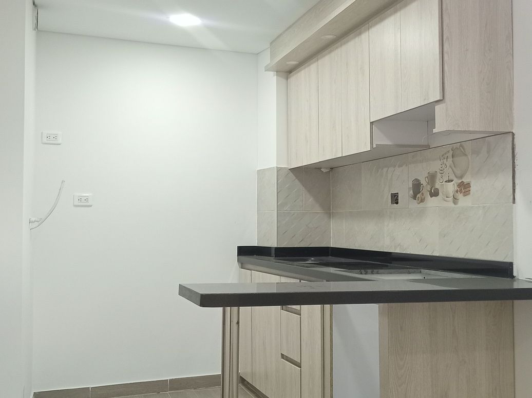 Apartamento de 2 alcobas en venta en Las Flores, Bogotá, 72 m² · foto 4 de 9