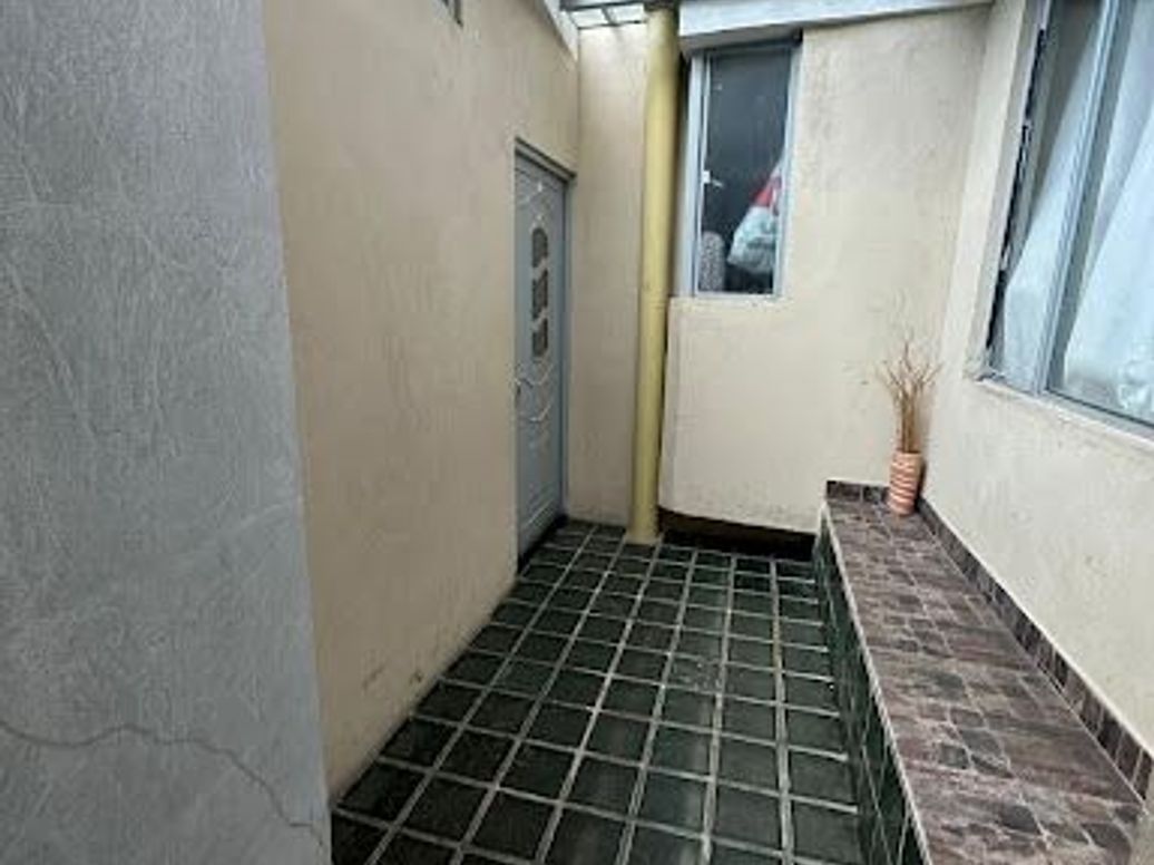 Casa de 10 alcobas en venta en Costa Rica, Bogotá, 410 m² · foto 4 de 20