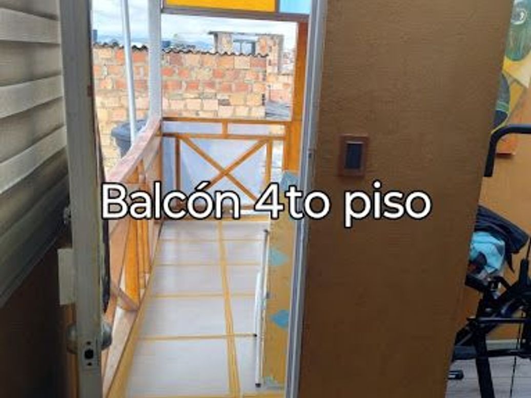 Casa de 10 alcobas en venta en Costa Rica, Bogotá, 410 m² · foto 9 de 20