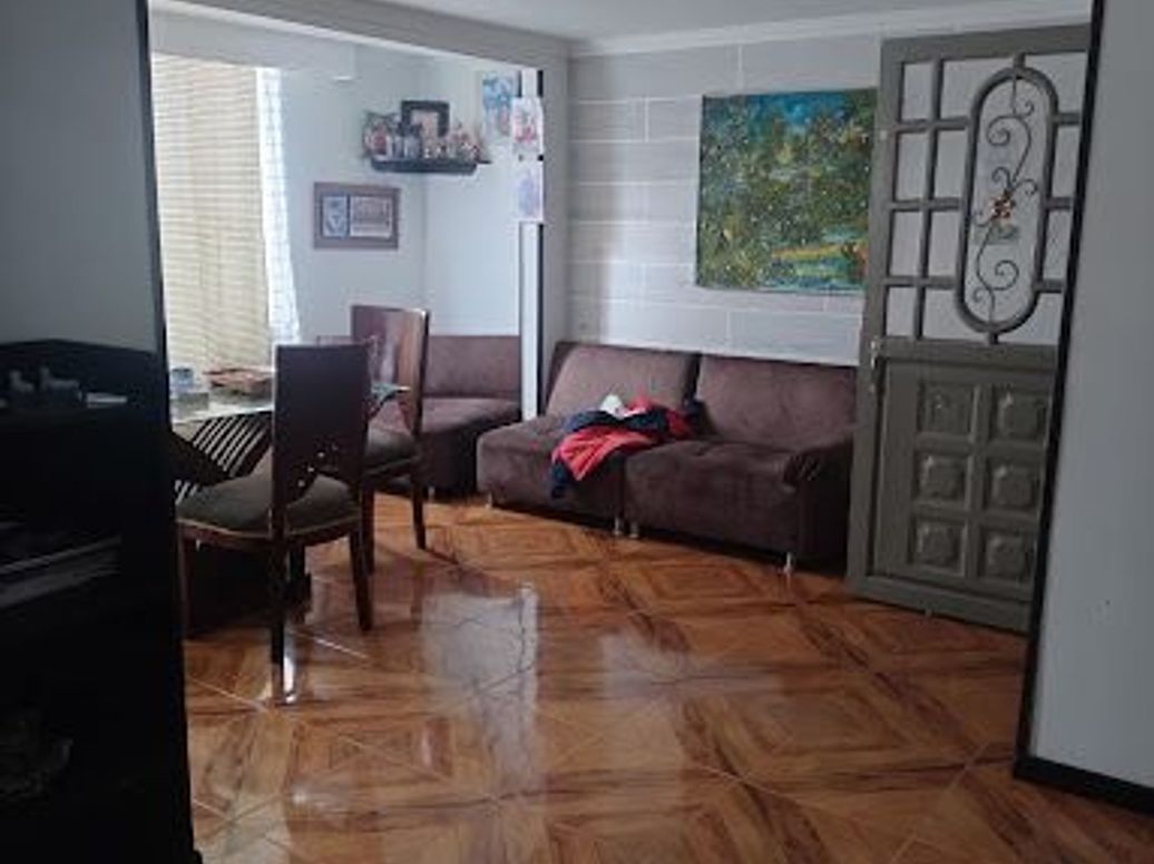 Casa de 10 alcobas en venta en Costa Rica, Bogotá, 410 m² · foto 6 de 20