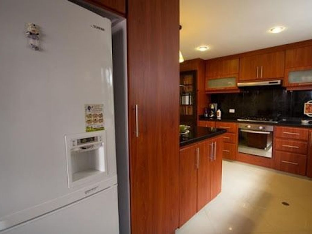 Apartamento de 3 alcobas en venta en Chicó Alto, Bogotá, 200 m² · foto 10 de 20