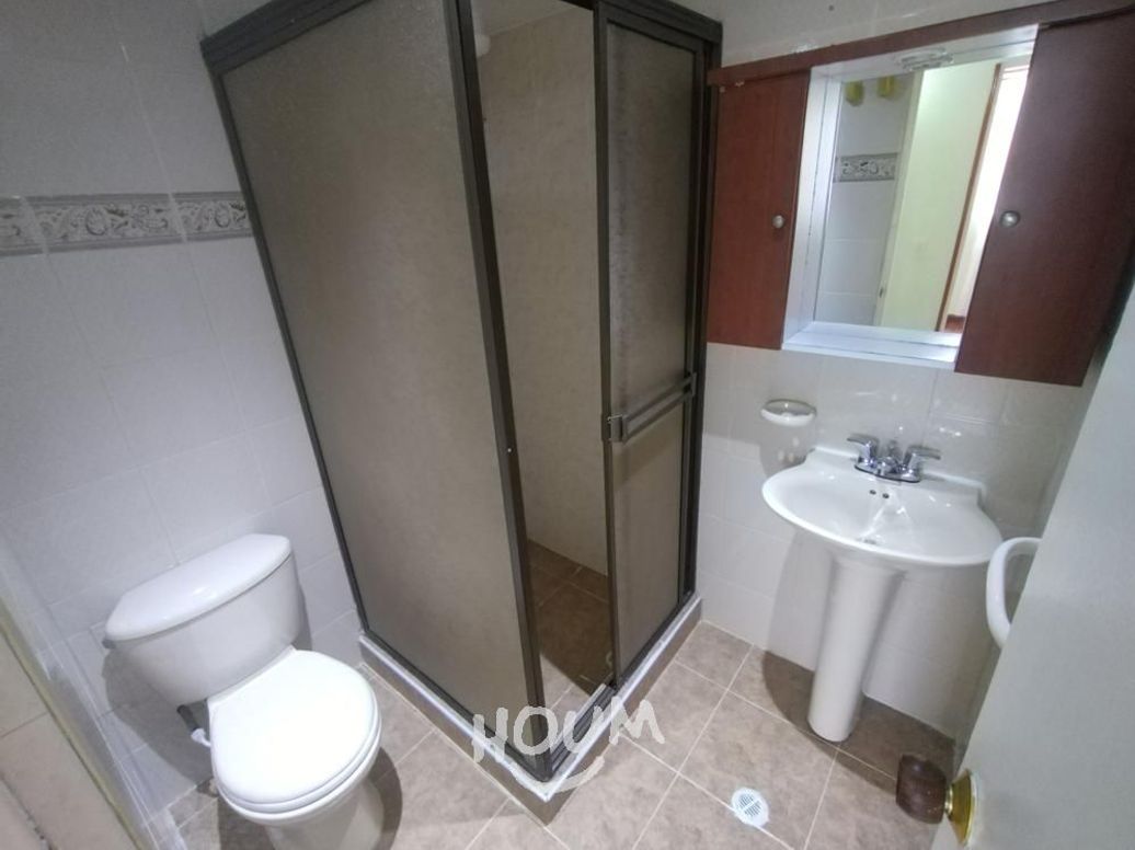 Apartamento de 2 alcobas en venta en Urbanizal Senorial, Bogotá, 49 m² · foto 6 de 11