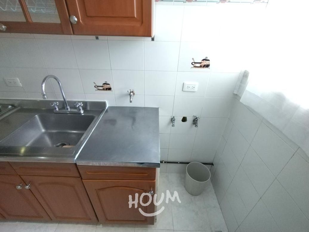 Apartamento de 2 alcobas en venta en Urbanizal Senorial, Bogotá, 49 m² · foto 5 de 11