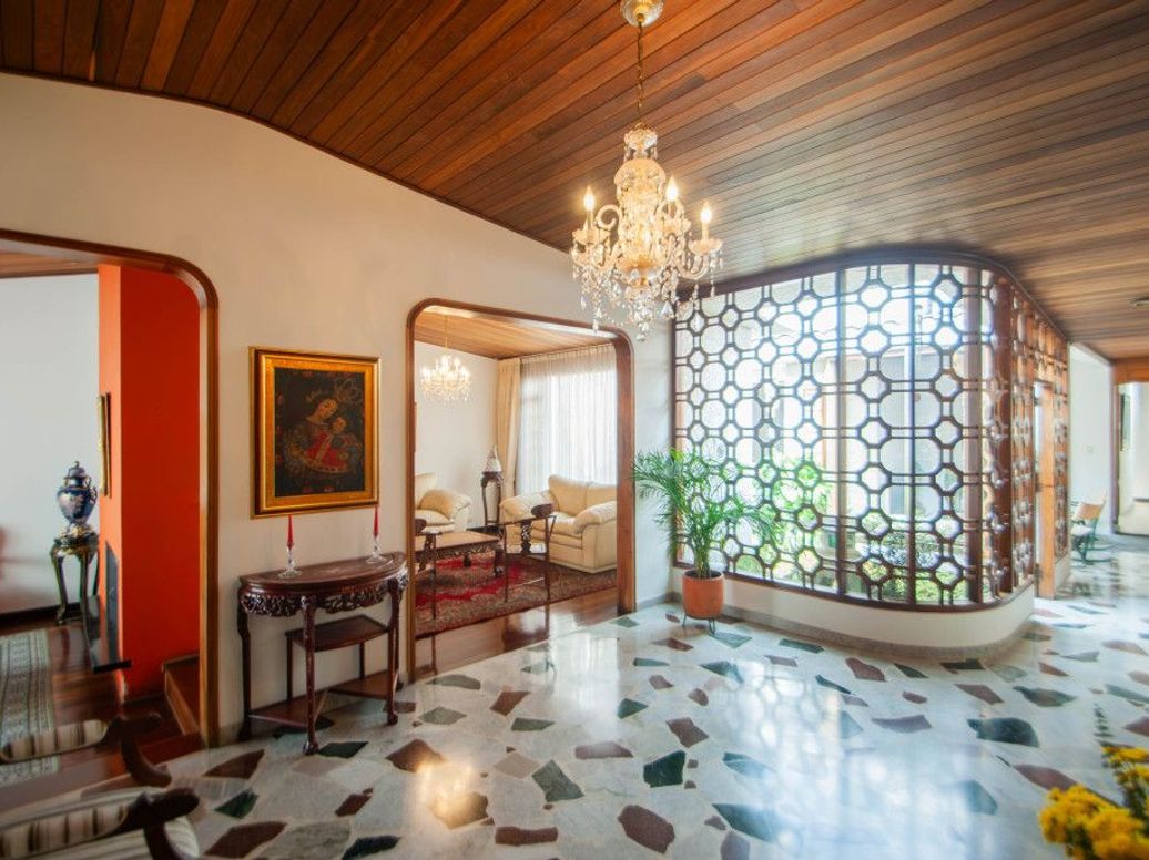 Casa de 5 alcobas en venta en Molinos Norte, Bogotá, 327 m² · foto 2 de 20