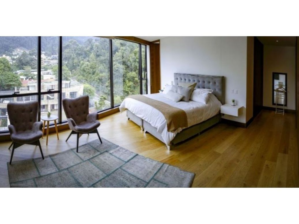 Apartamento de 4 alcobas en venta en El Refugio, Bogotá, 300 m² · foto 12 de 20