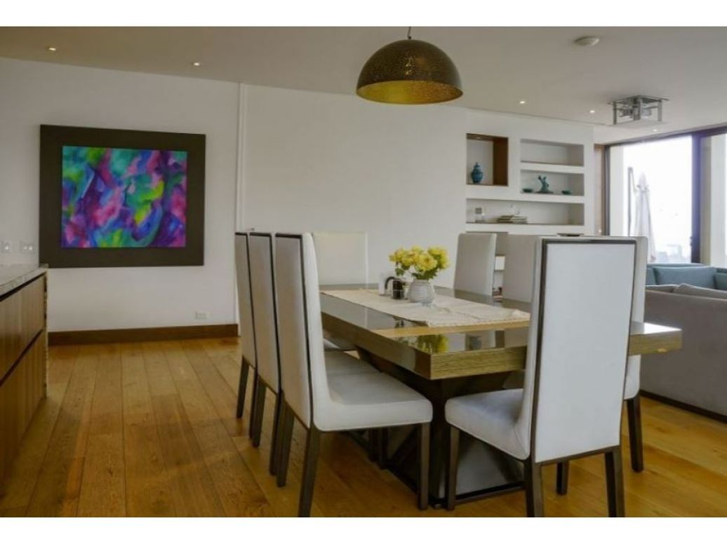 Apartamento de 4 alcobas en venta en El Refugio, Bogotá, 300 m² · foto 4 de 20