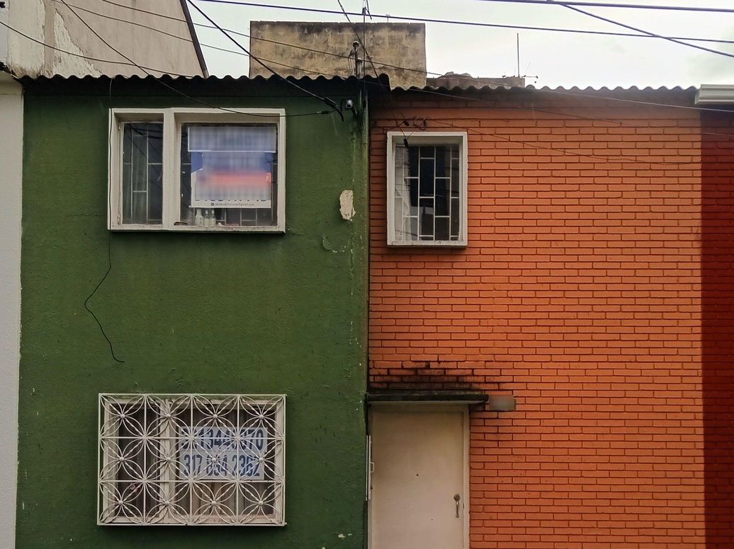 Casa de 5 alcobas en venta en Super Manzana 9a, Bogotá, 144 m² · foto 2 de 4