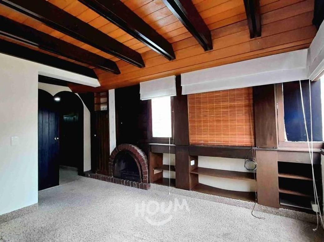 Casa de 3 alcobas en venta en Santa Barbara Central, Bogotá, 272 m² · foto 13 de 20
