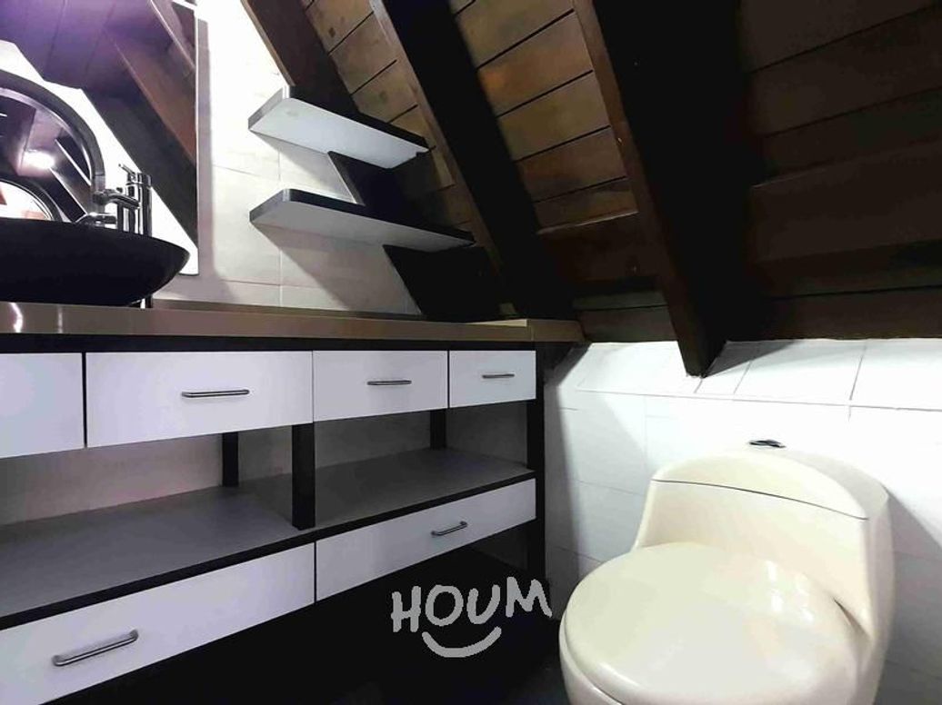 Casa de 3 alcobas en venta en Santa Barbara Central, Bogotá, 272 m² · foto 11 de 20