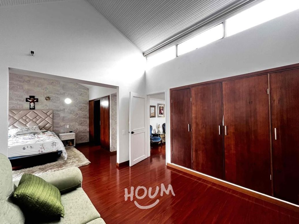 Casa de 5 alcobas en venta en Julio Flórez, Bogotá, 370 m² · foto 19 de 20