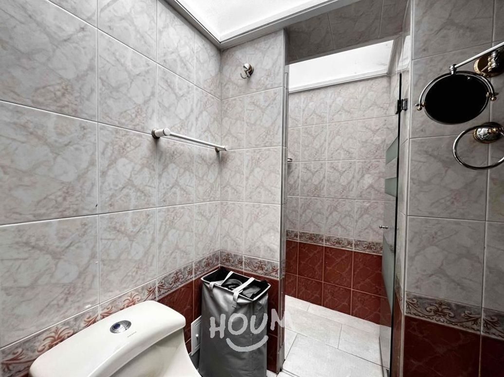 Casa de 5 alcobas en venta en Julio Flórez, Bogotá, 370 m² · foto 10 de 20