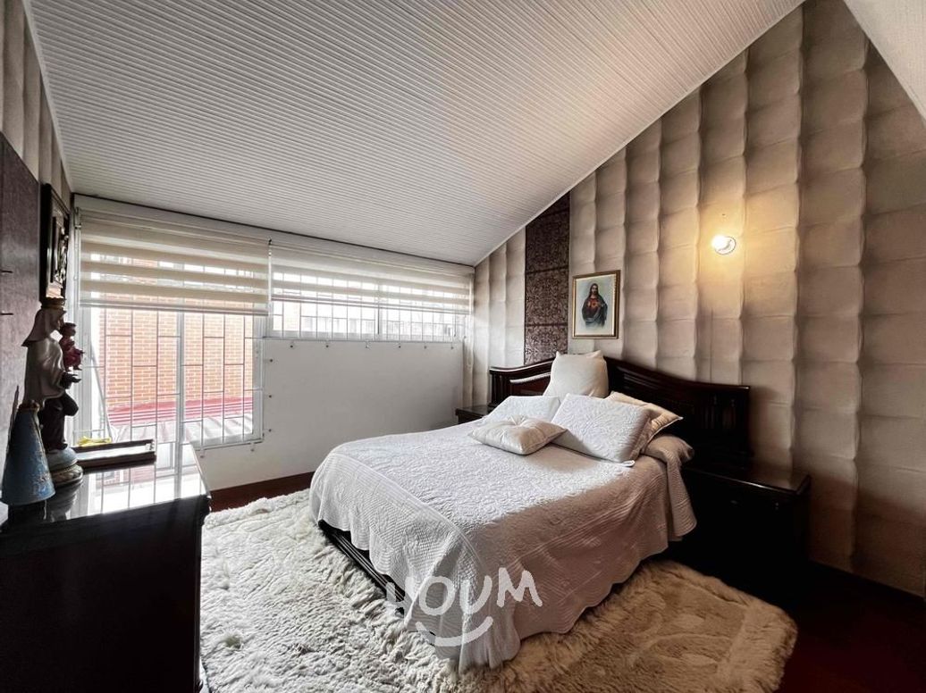 Casa de 5 alcobas en venta en Julio Flórez, Bogotá, 370 m² · foto 12 de 20