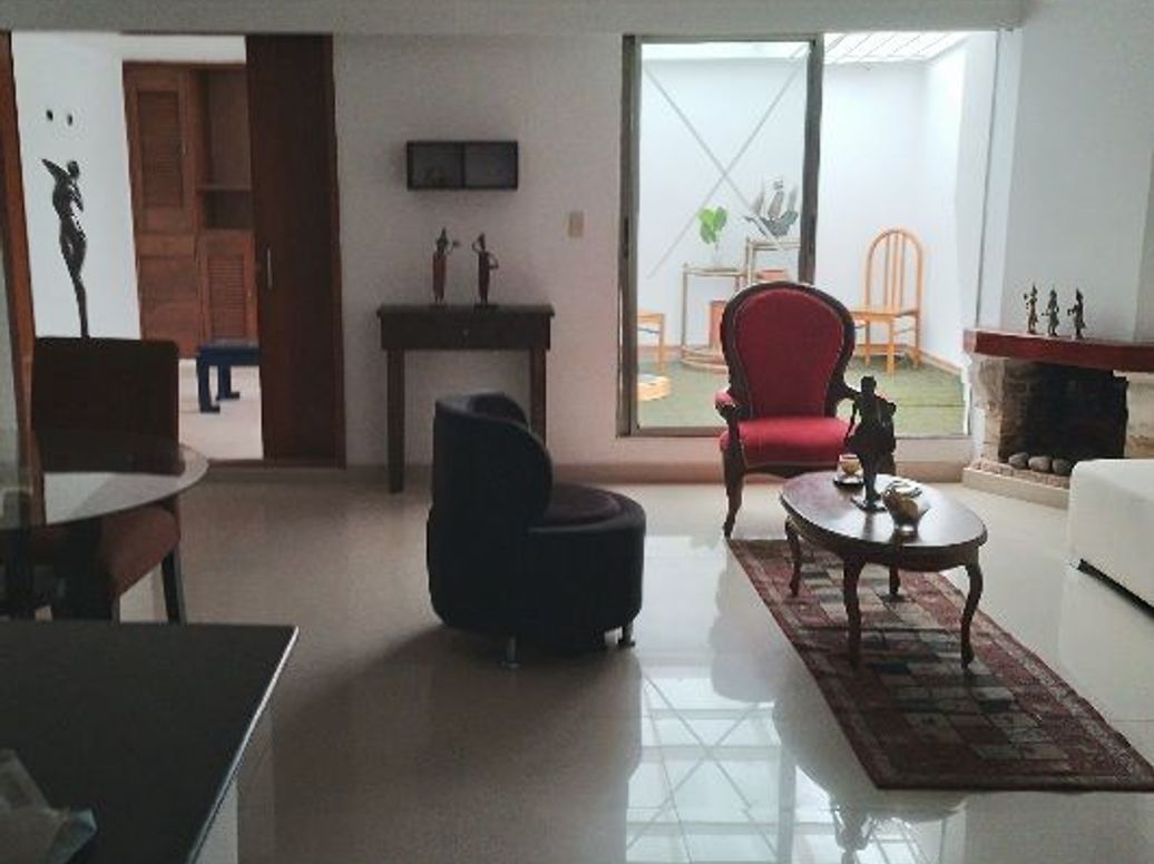 Apartamento de 1 alcoba en arriendo en Santa Paula, Bogotá, 75 m² · foto 3 de 20