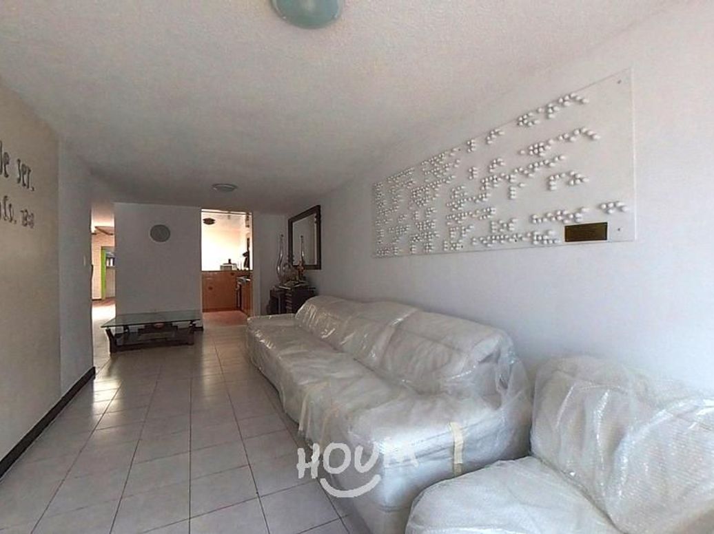 Casa de 4 alcobas en venta en Julio Flórez, Bogotá, 126 m² · foto 2 de 16